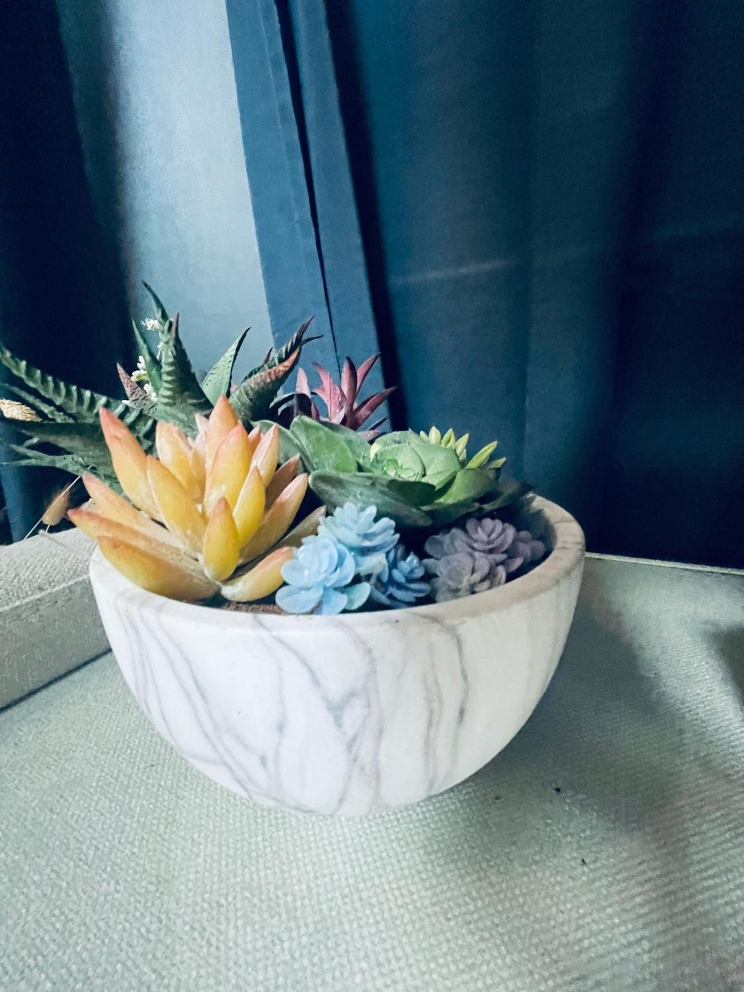 Unique And Artsy Shared Homestay
